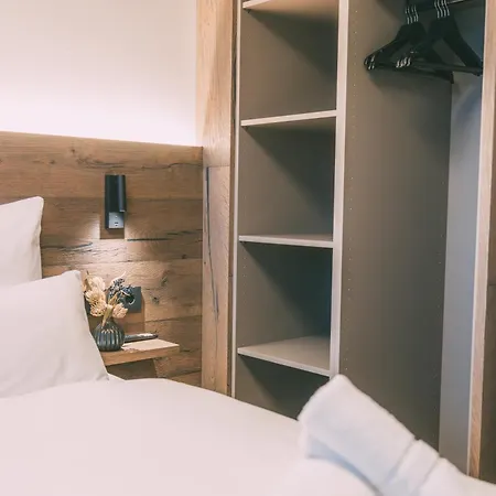 Apartman Livalpin View