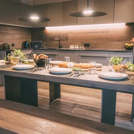 Livalpin View Apartment