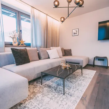 Livalpin View Apartman