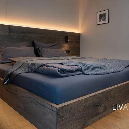 Livalpin View Apartman