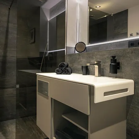 Apartman Livalpin View