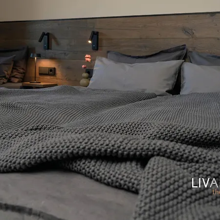 Apartman Livalpin View *